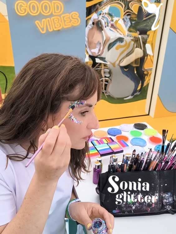 sonia glitter, face paint, pintacaras, glitter bar, bodas, asturias, bodas asturias, glitter bar asturias